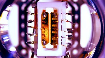 Researchers have Built the First Reprogrammable Quantum Computer